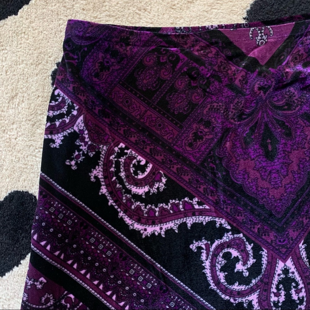 🚫SOLD•E✝️SY🚫 Vintage Velour Asymmetrical Paisley Purple Skirt - Picture 3 of 9
